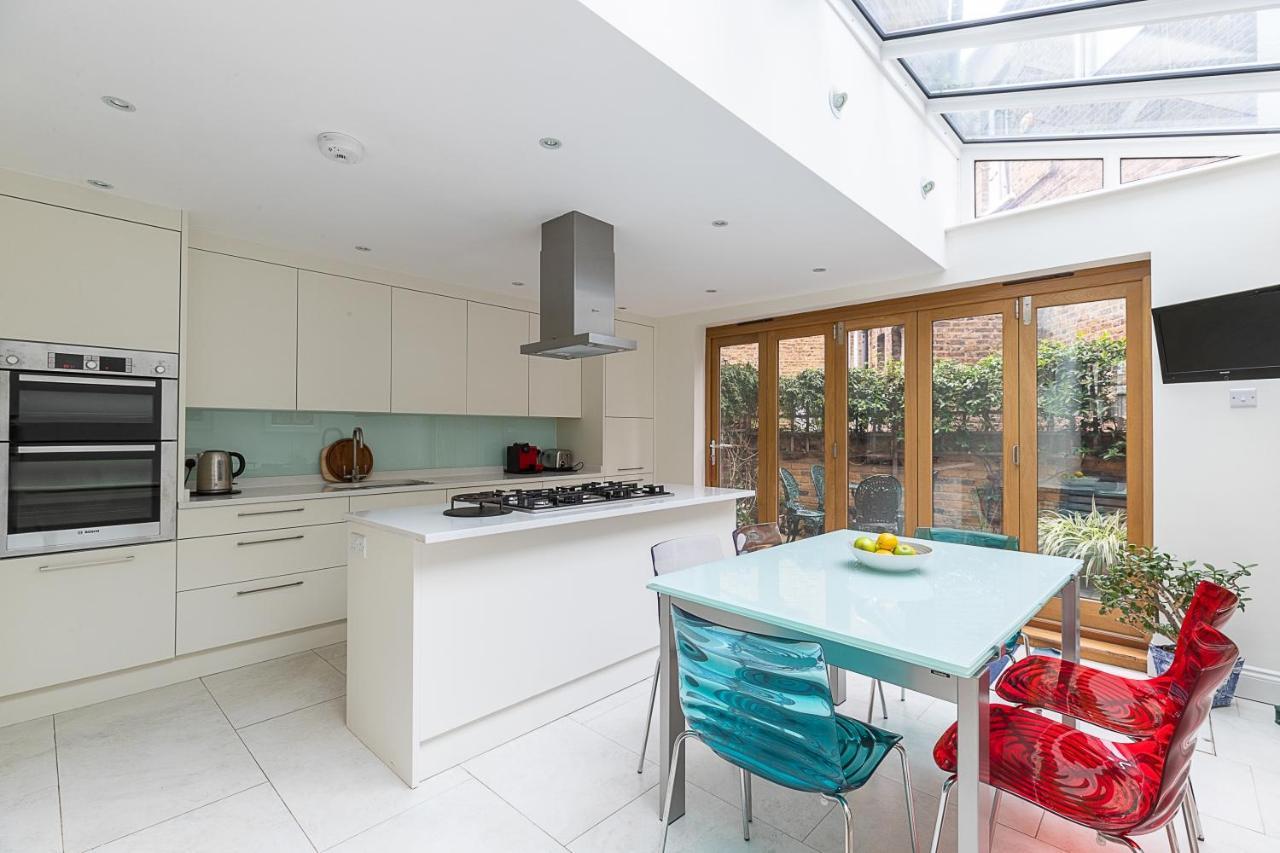 Joivy Stunning 3 Bed, 2 Bath House With Garden And Rooftop Terrace Apartman London Kültér fotó