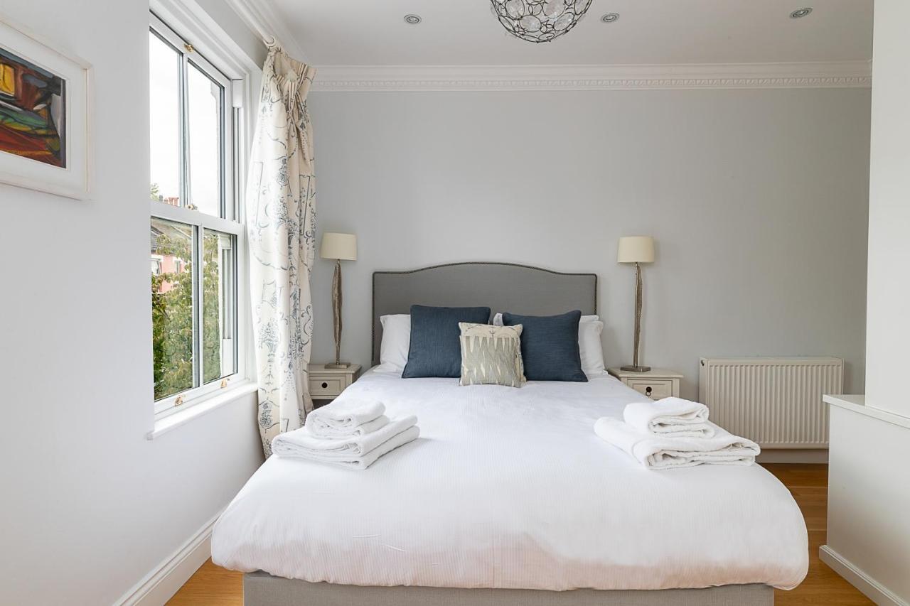 Joivy Stunning 3 Bed, 2 Bath House With Garden And Rooftop Terrace Apartman London Kültér fotó